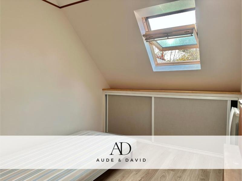 Maison - 230 m² - 8 pièces