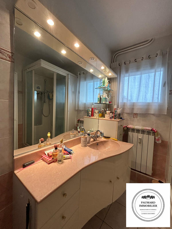 Appartement - 100 m² - 5 pièces