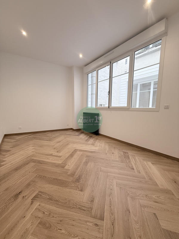 Appartement - 109 m² - 4 pièces