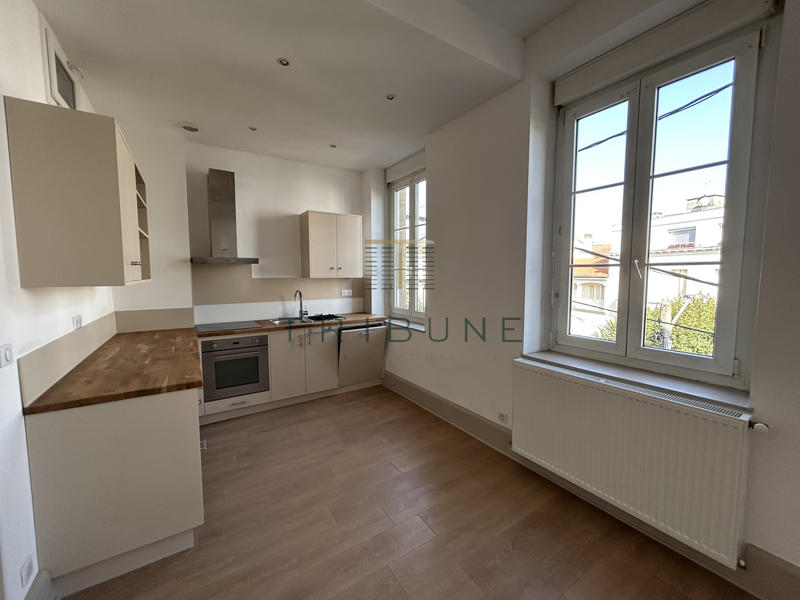 Appartement - 76 m² - 3 pièces