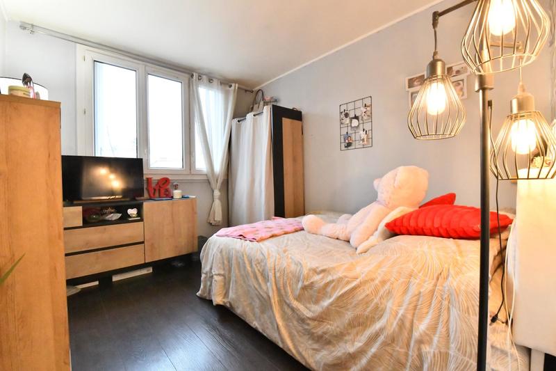 Appartement - 83 m² - 4 pièces
