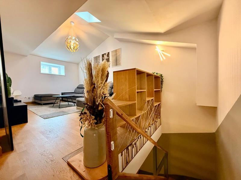 Appartement - 92 m² - 3 pièces