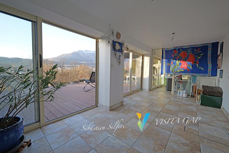 Maison - 159 m² - 6 pièces