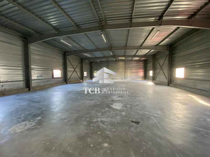 Local d'activités - 480 m²