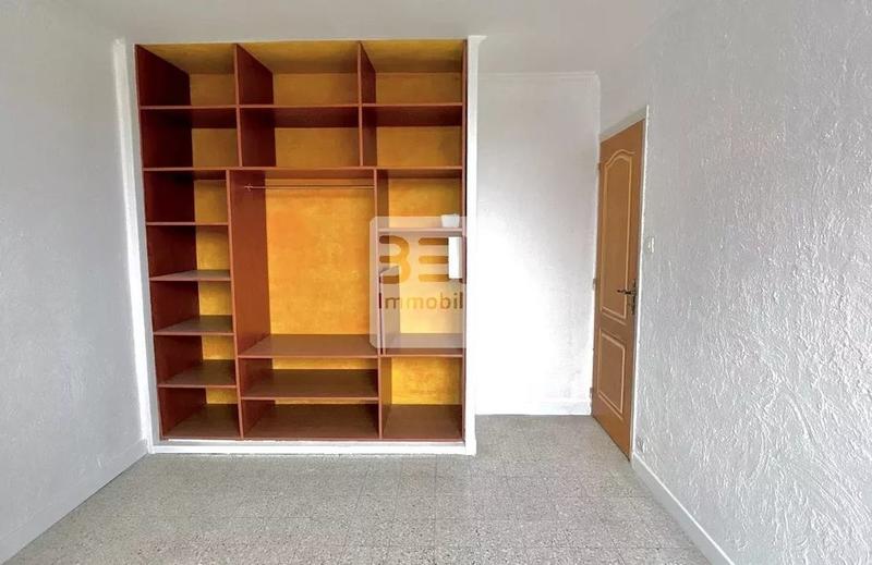 Appartement - 81 m² - 5 pièces