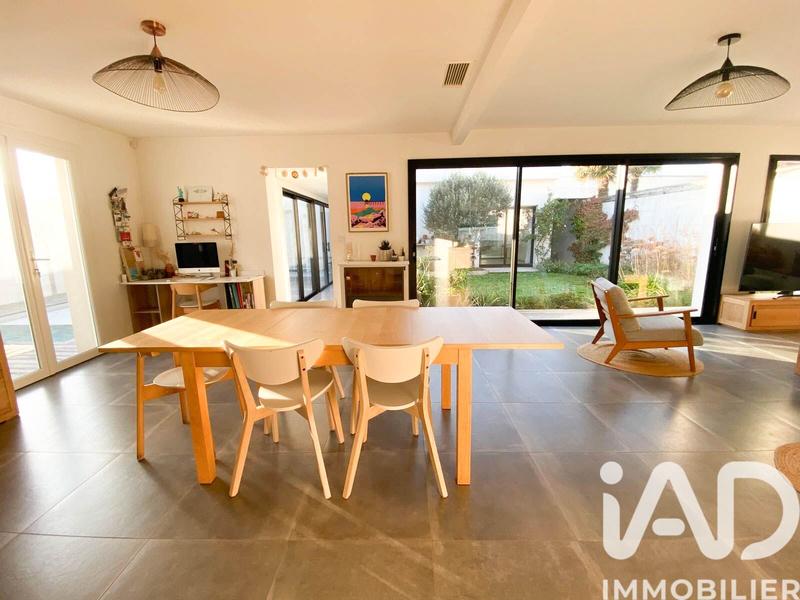 Maison - 165 m² - 6 pièces