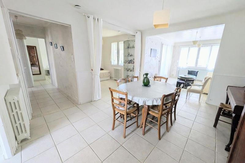 Maison - 136 m² - 5 pièces