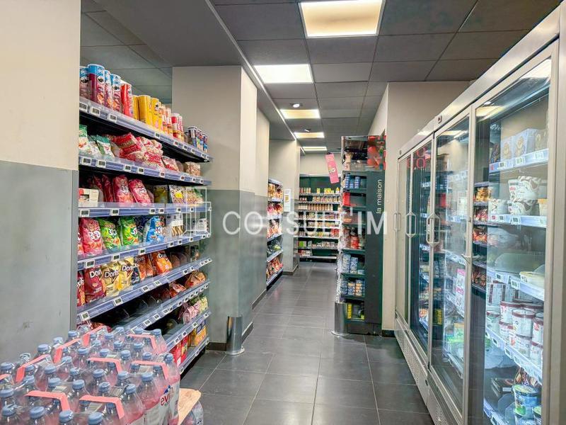 Local commercial - 438 m²