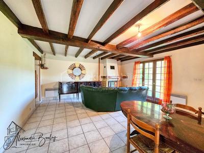 Maison traditionnelle - 172 m² - 7 pièces