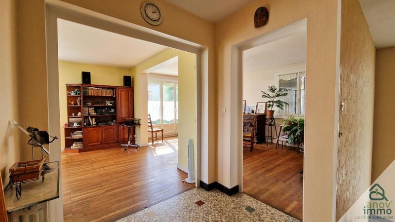 Maison - 177 m² - 7 pièces