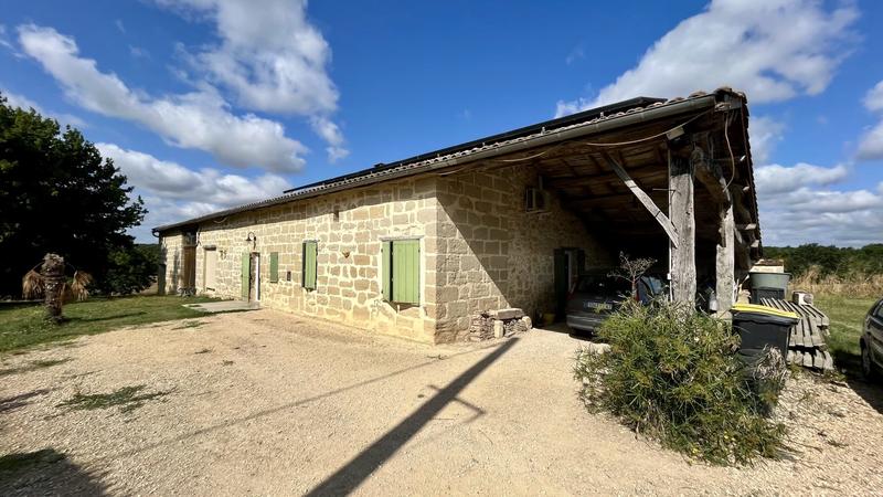 Maison traditionnelle - 219 m² - 11 pièces