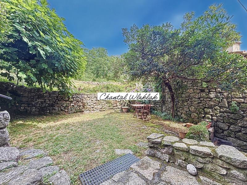 Maison - 98 m² - 5 pièces