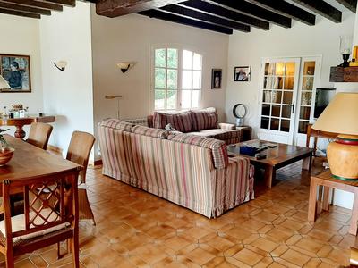 Villa - 185 m² - 6 pièces