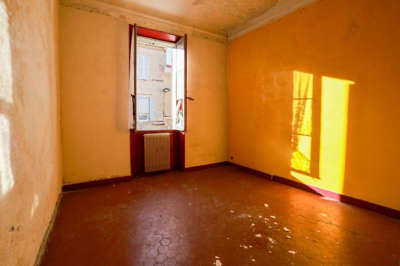 Maison - 247 m² - 2 pièces