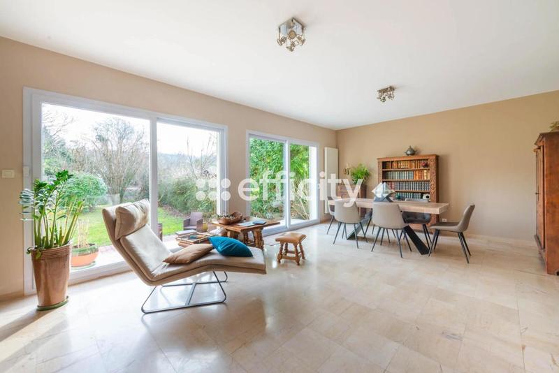 Maison - 173 m² - 6 pièces