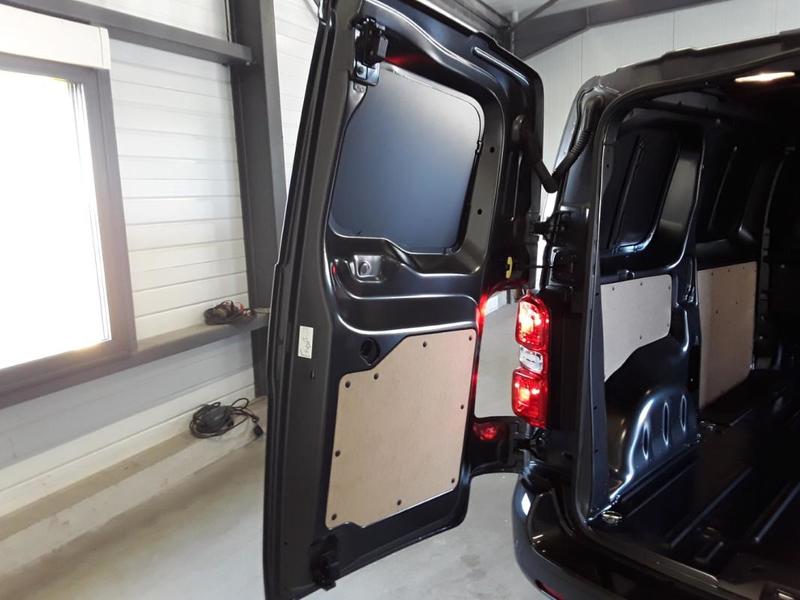 Citroën Jumpy 2.0 Bluehdi 145 Cv Pack Eat8 Kit Bois