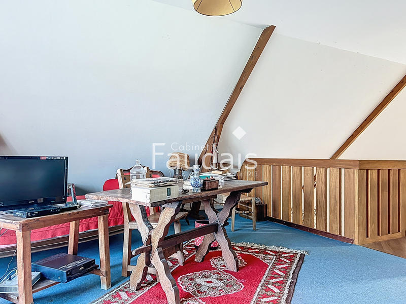 Maison - 105 m² - 4 pièces