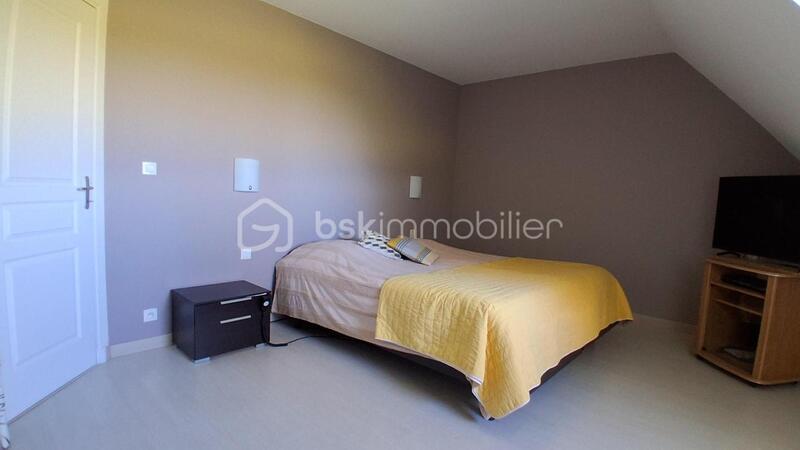 Maison - 229 m² - 7 pièces