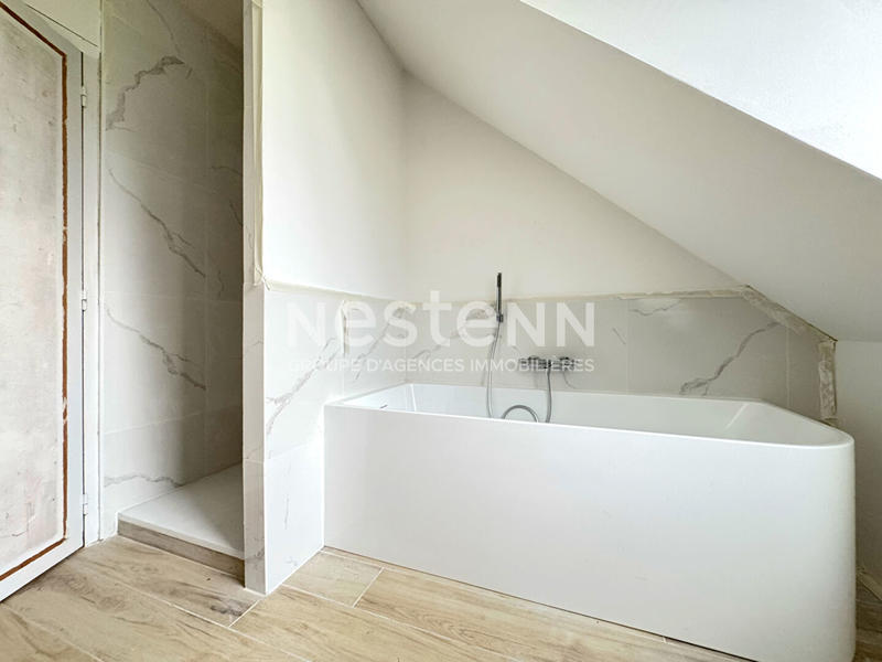 Maison - 167 m² - 7 pièces