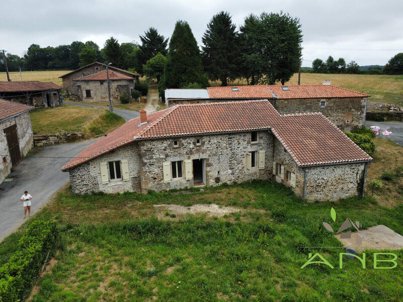 Maison - 133 m² - 5 pièces