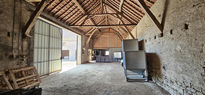 Propriété - 211 m² - 8 pièces