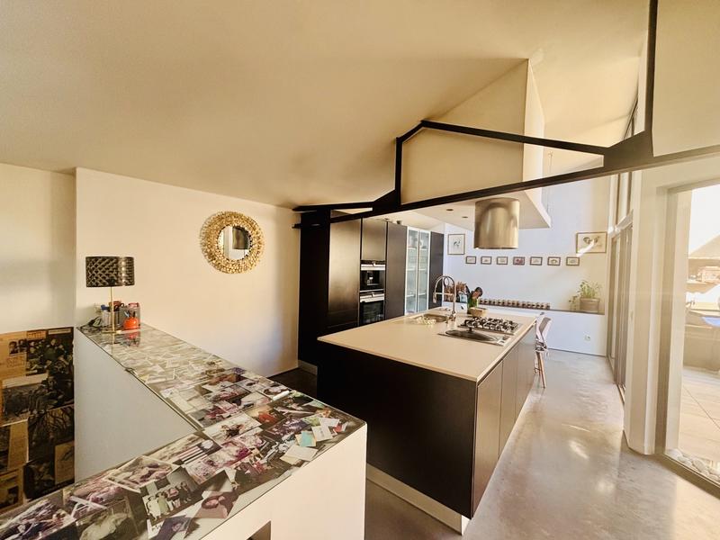 Maison - 184 m² - 6 pièces