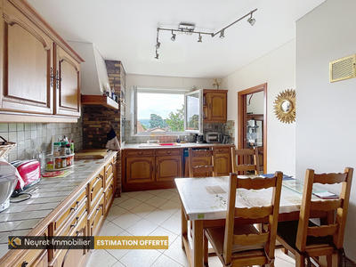 Maison - 155 m² - 4 pièces