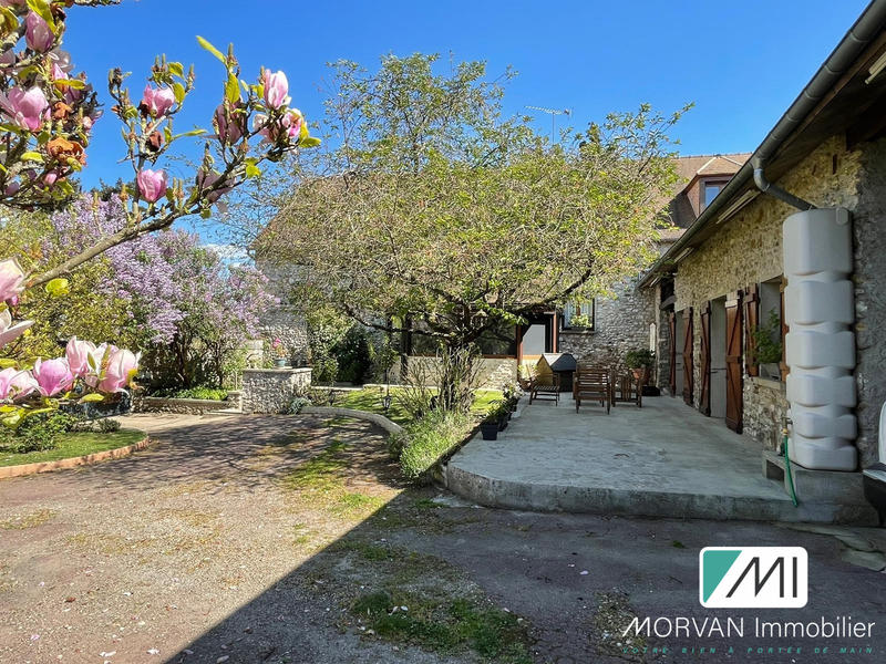 Maison ancienne - 220 m² - 8 pièces