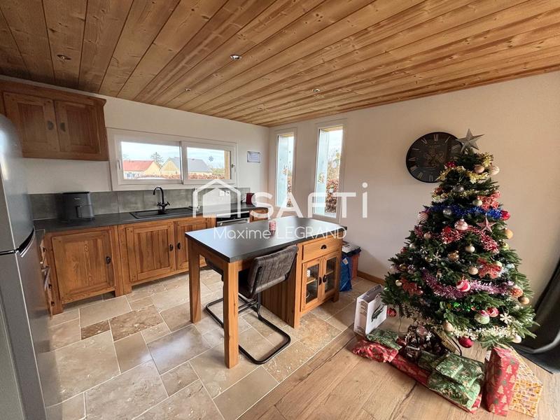 Maison - 99 m² - 5 pièces