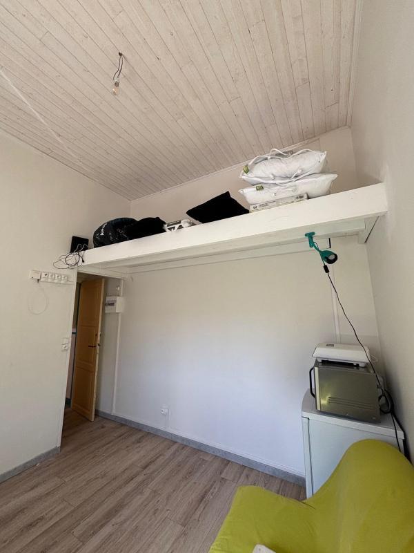 Studio - 13 m² - 1 pièce