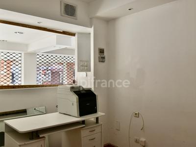 Local commercial - 117 m² - 3 pièces