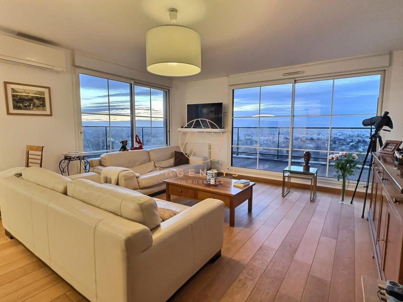 Appartement - 130 m² - 6 pièces