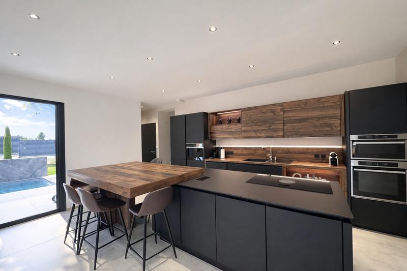 Maison - 145 m² - 6 pièces