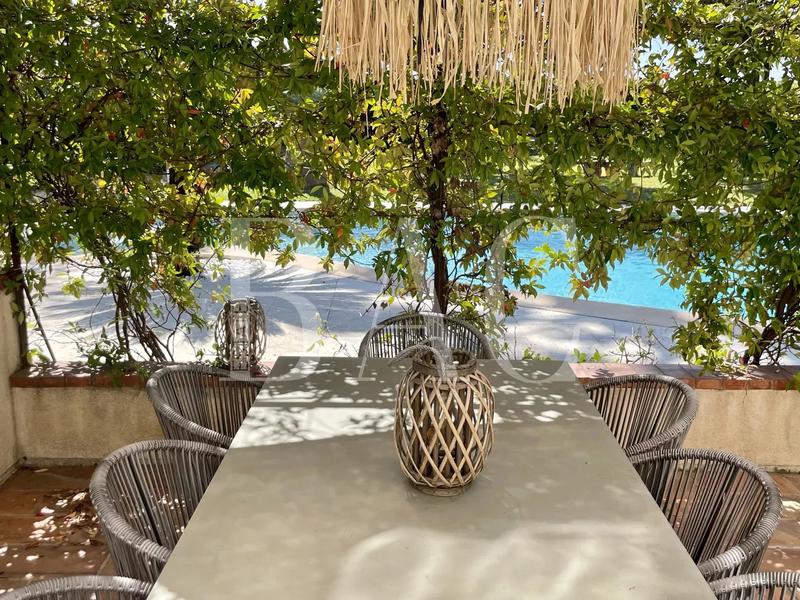 Villa - 280 m² - 10 pièces