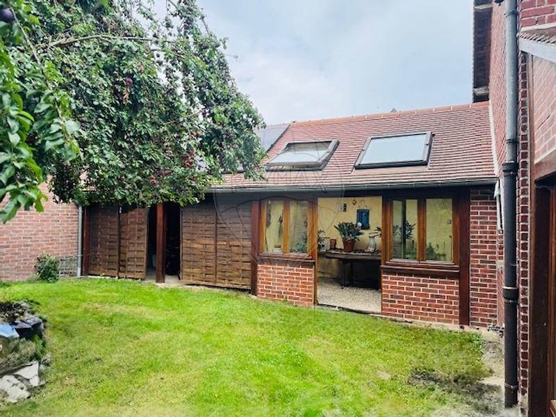 Propriété - 193 m² - 9 pièces