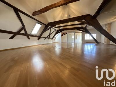 Appartement - 209 m² - 5 pièces