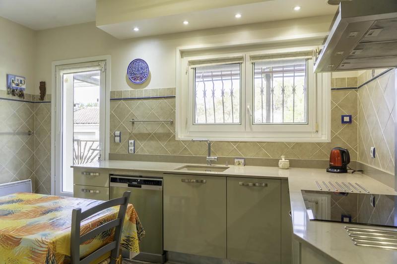 Maison - 210 m² - 9 pièces