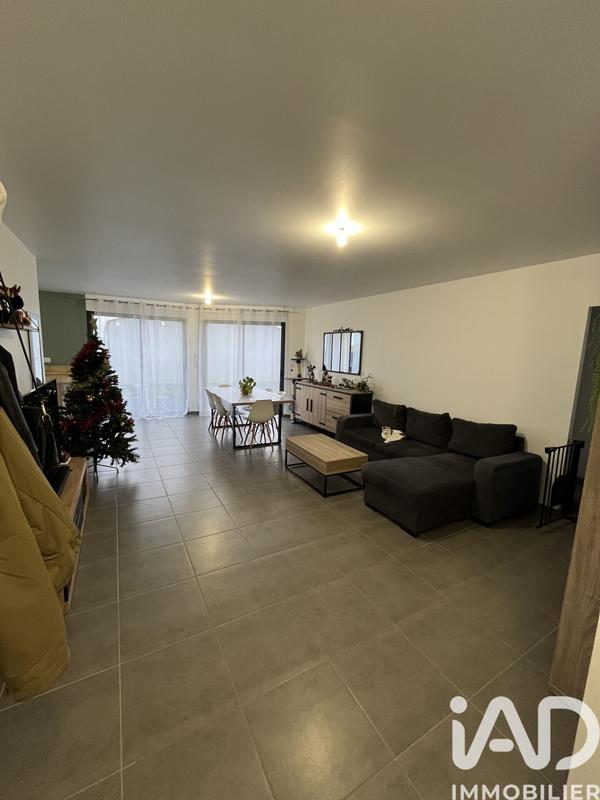 Maison - 90 m² - 5 pièces