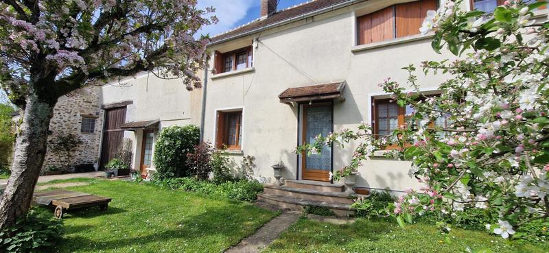 Maison - 200 m² - 5 pièces