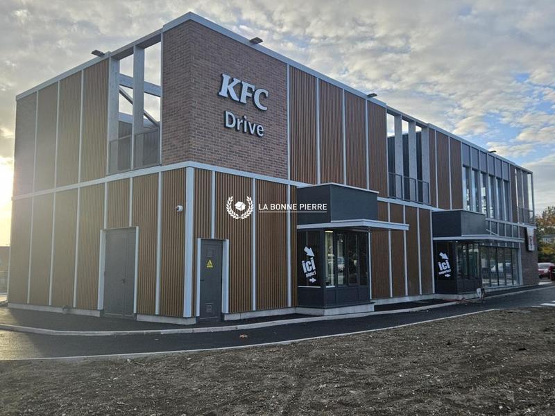 Local commercial - 725 m²