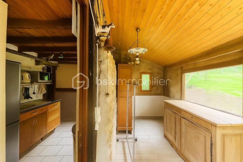 Maison traditionnelle - 70 m² - 4 pièces