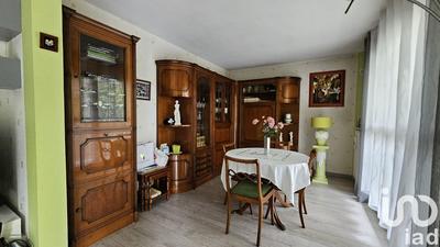 Appartement - 80 m² - 4 pièces