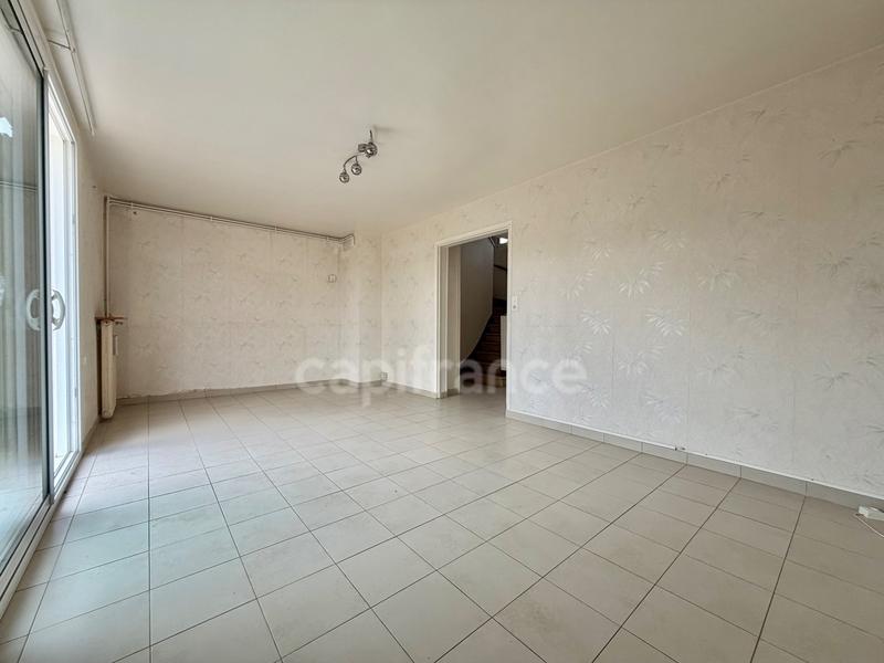 Maison - 75 m² - 4 pièces