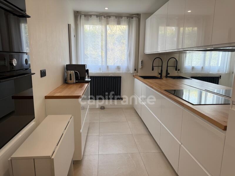 Appartement - 88 m² - 4 pièces