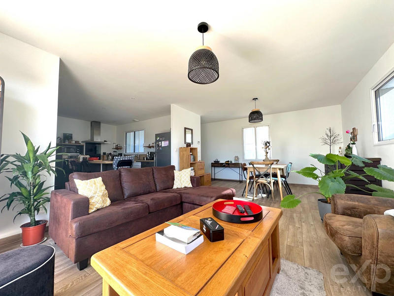 Maison - 108 m² - 5 pièces