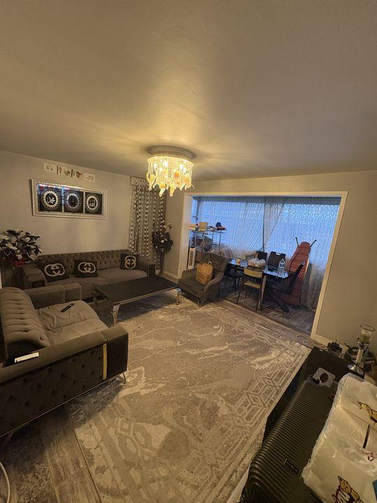 Appartement - 105 m² - 5 pièces