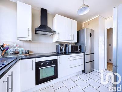 Appartement - 92 m² - 5 pièces