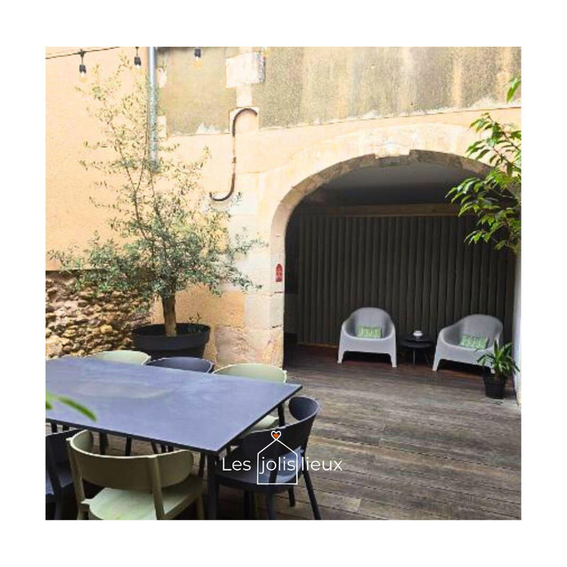 Maison - 221 m² - 10 pièces