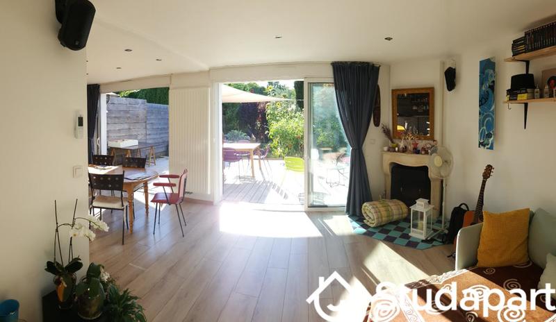 Chambre - 11 m² - 1 pièce