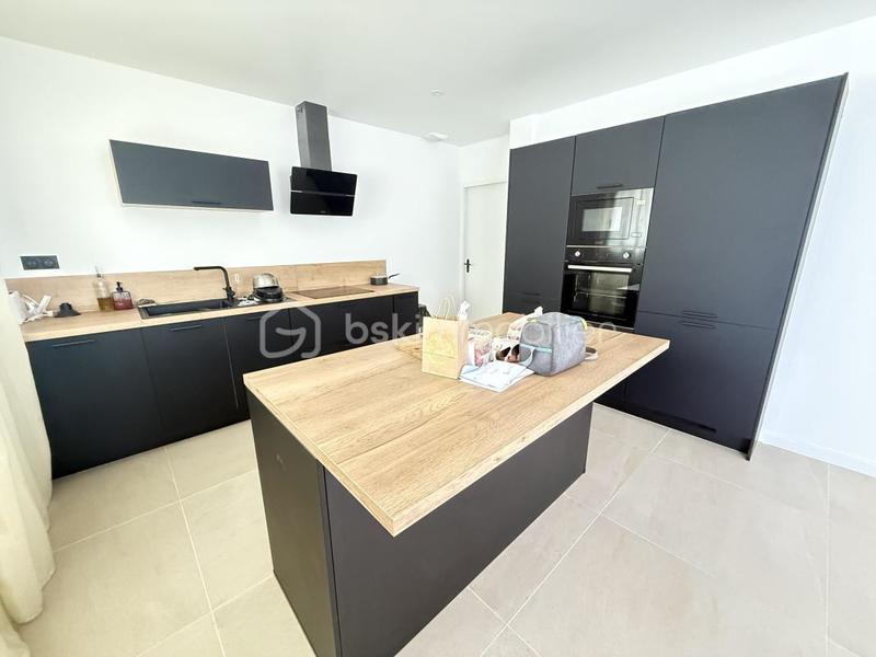 Maison - 149 m² - 6 pièces